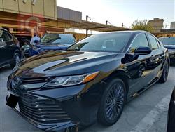 تۆیۆتا کامری